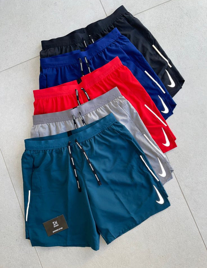 CASUAL SHORTS